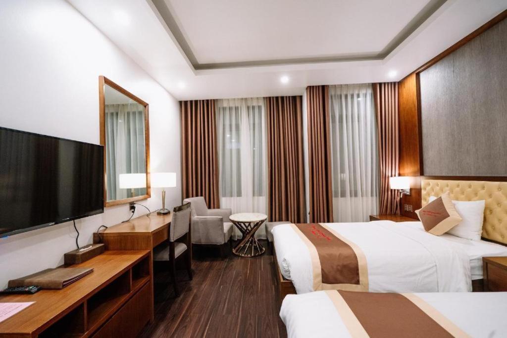 Lake Hills Hotel ฮาลอง ภายนอก รูปภาพ